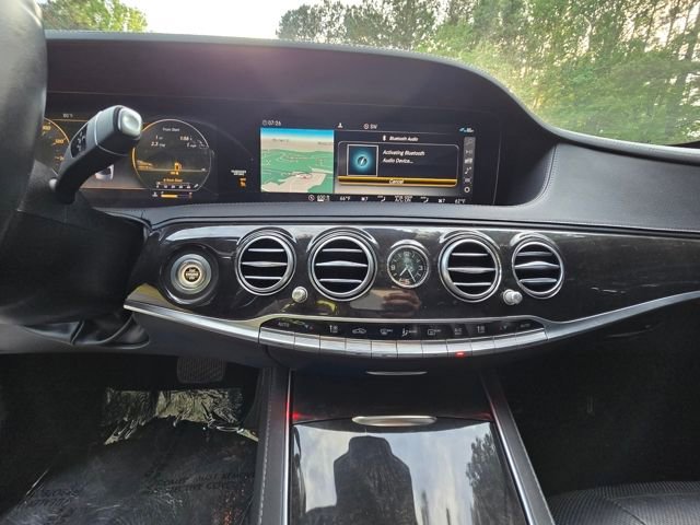Used 2019 Mercedes-Benz S 560 Sedan image 38