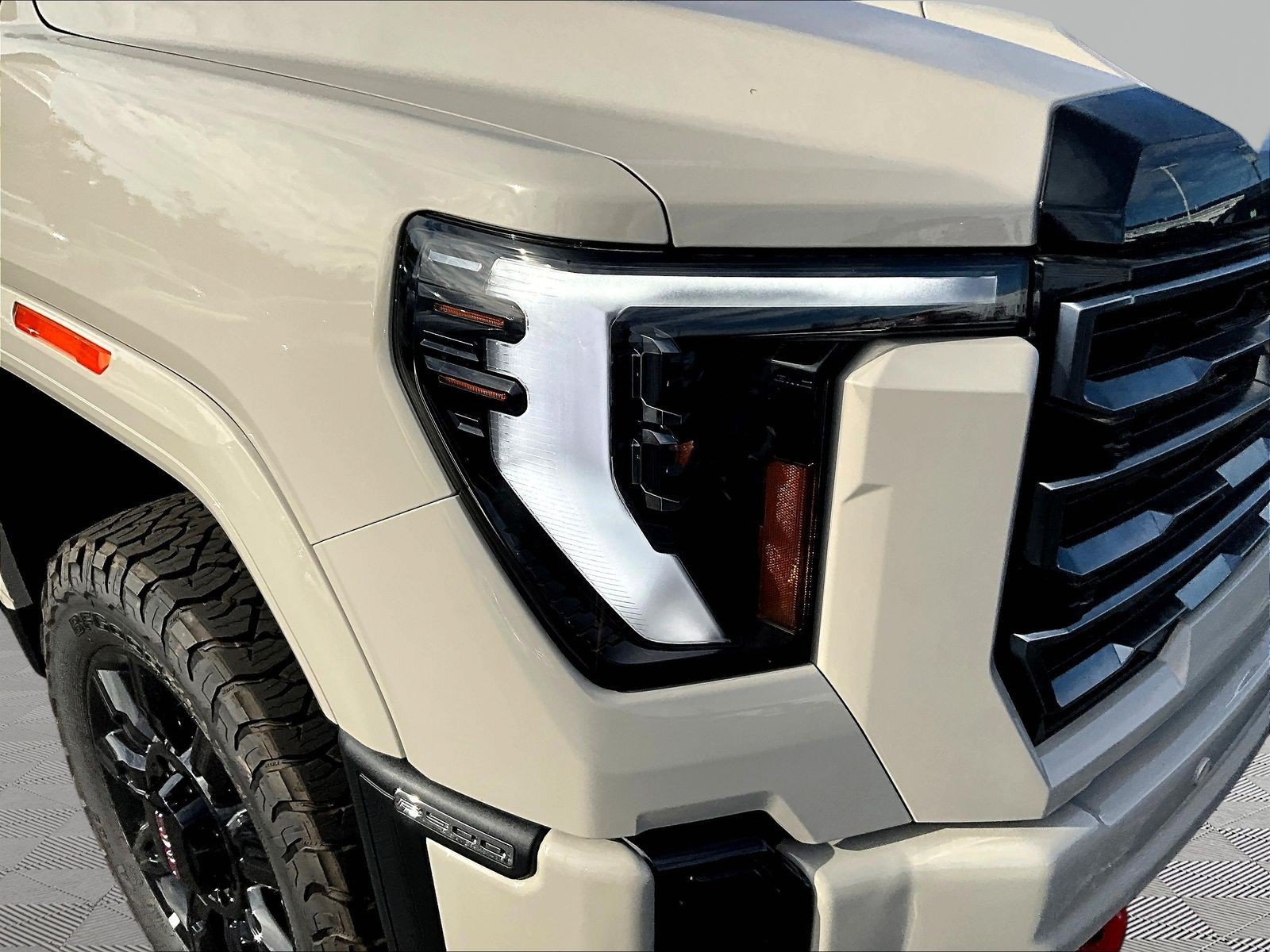 New 2026 GMC Sierra 3500 AT4 w/ AT4 Premium Plus Package AWD/4WD image 8