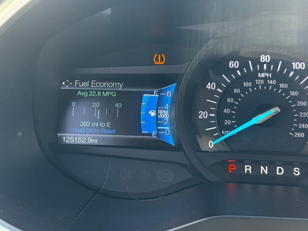 Used 2017 Ford Edge Titanium w/ Technology Package image 23