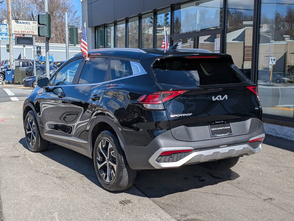 Certified 2023 Kia Sportage EX image 9