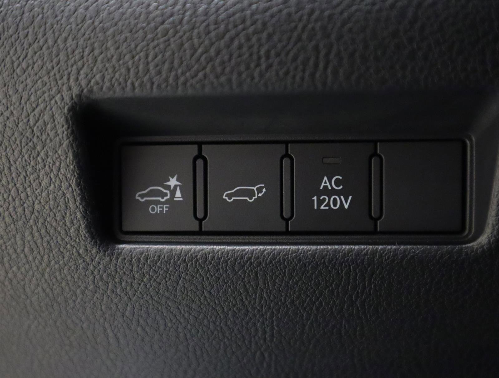 Used 2024 Lexus GX 550 w/ Accessory Package (Z1) image 29