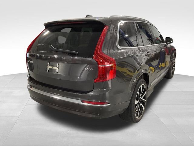 Used 2023 Volvo XC90 B6 Plus image 6