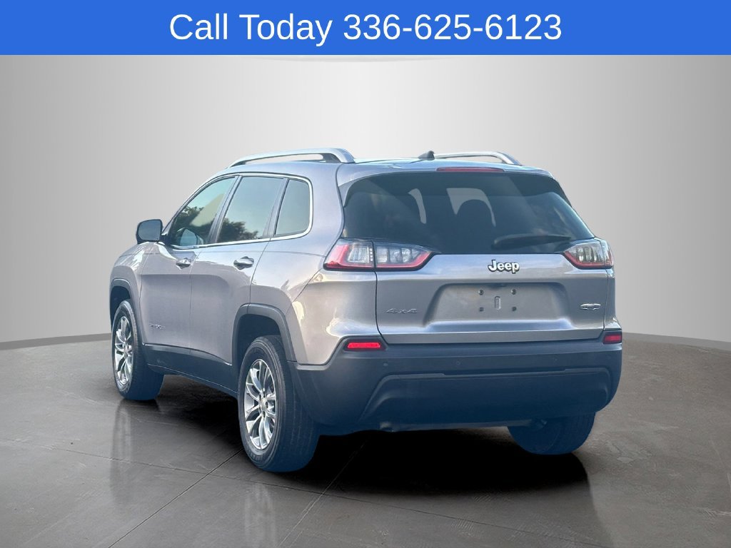 Used 2021 Jeep Cherokee Latitude Plus AWD/4WD image 7