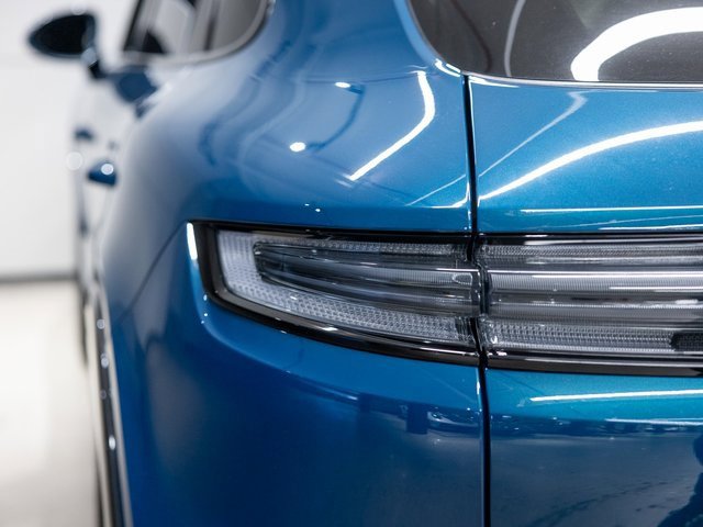 New 2026 Porsche Cayenne GTS image 21