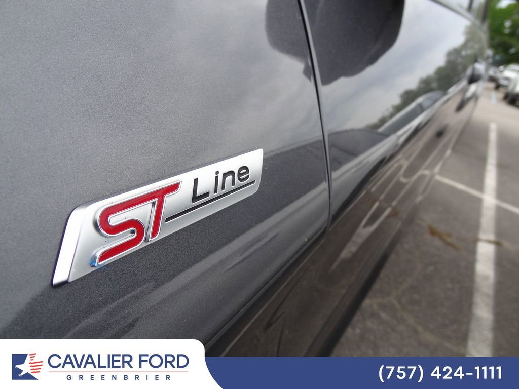 Certified 2022 Ford Explorer ST-Line w/ Class IV Trailer Tow Package AWD/4WD image 15