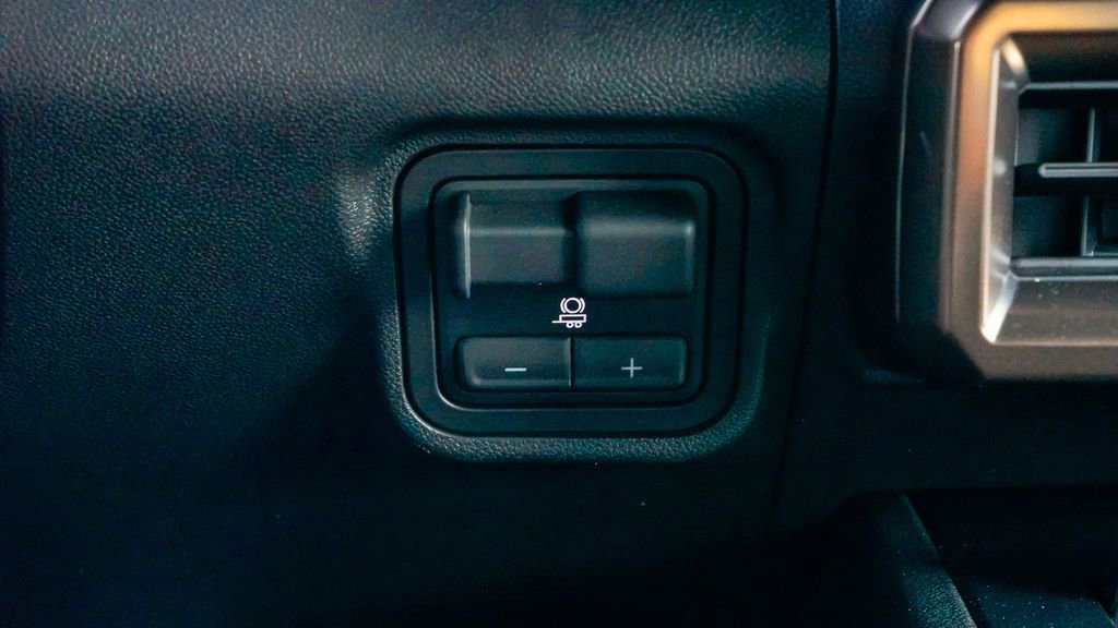 Used 2025 GMC Hummer EV 2X w/ LPO, Cargo Utility Package image 40