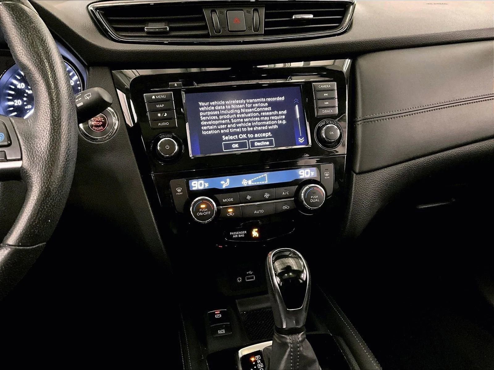 Used 2019 Nissan Rogue SL w/ Premium Package image 6