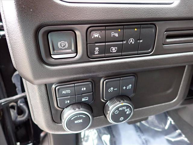 Used 2023 Chevrolet Tahoe LT w/ Luxury Package AWD/4WD image 18