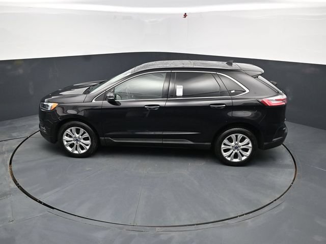 Used 2022 Ford Edge Titanium w/ Equipment Group 301A AWD/4WD image 33