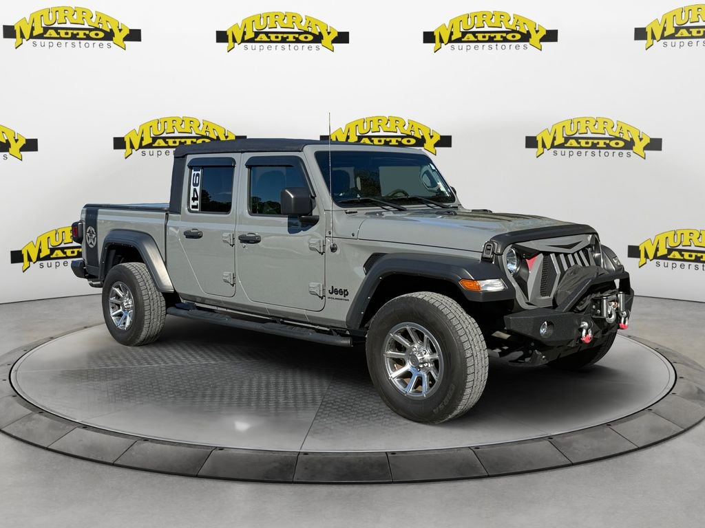 Used 2023 Jeep Gladiator Sport image 7