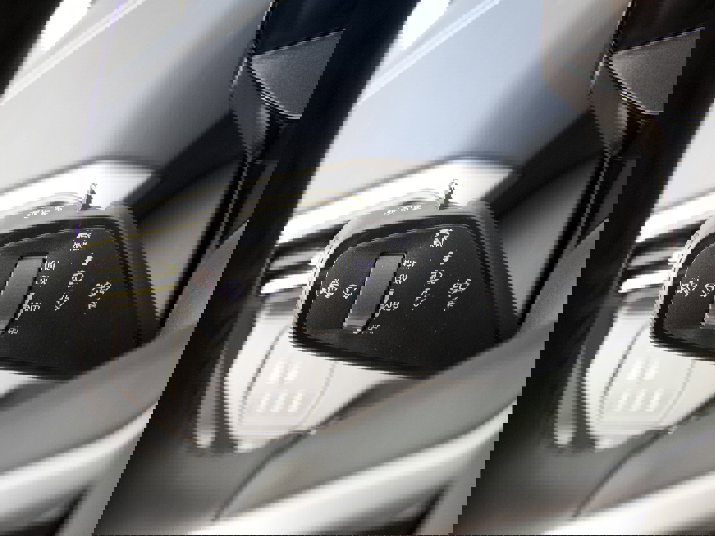 New 2026 Volkswagen ID.4 Pro S image 18