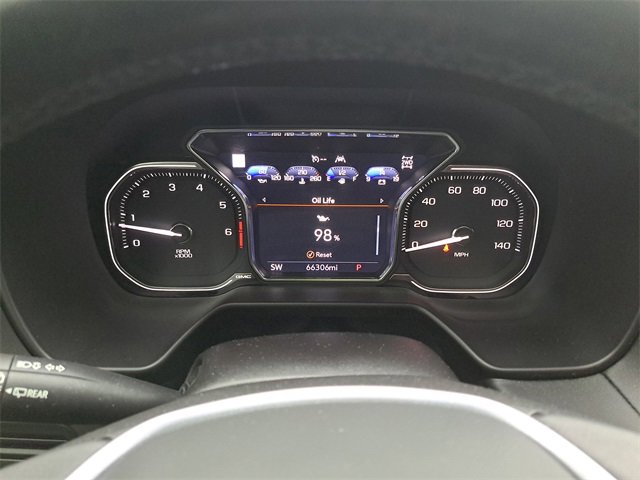 Used 2021 GMC Yukon XL SLT w/ SLT Premium Package image 13