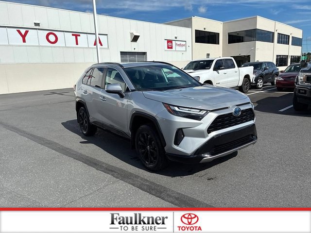 Certified 2024 Toyota RAV4 SE w/ Convenience Package AWD/4WD image 2