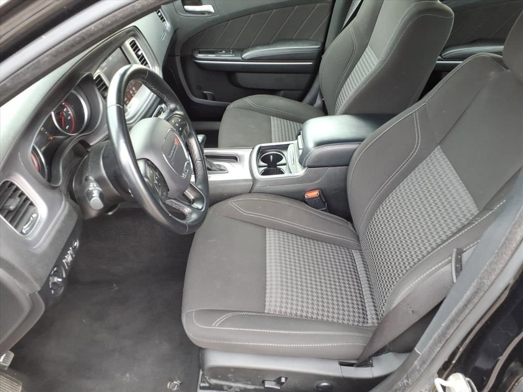 Used 2023 Dodge Charger SXT RWD image 13