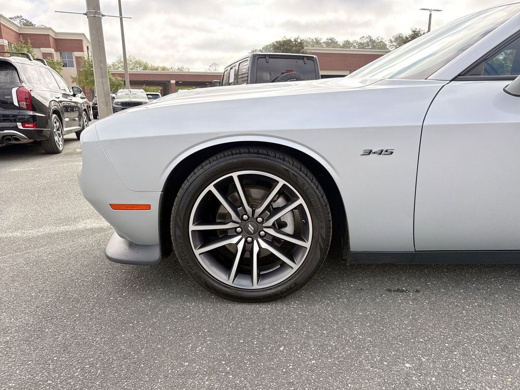Used 2023 Dodge Challenger R/T RWD image 10