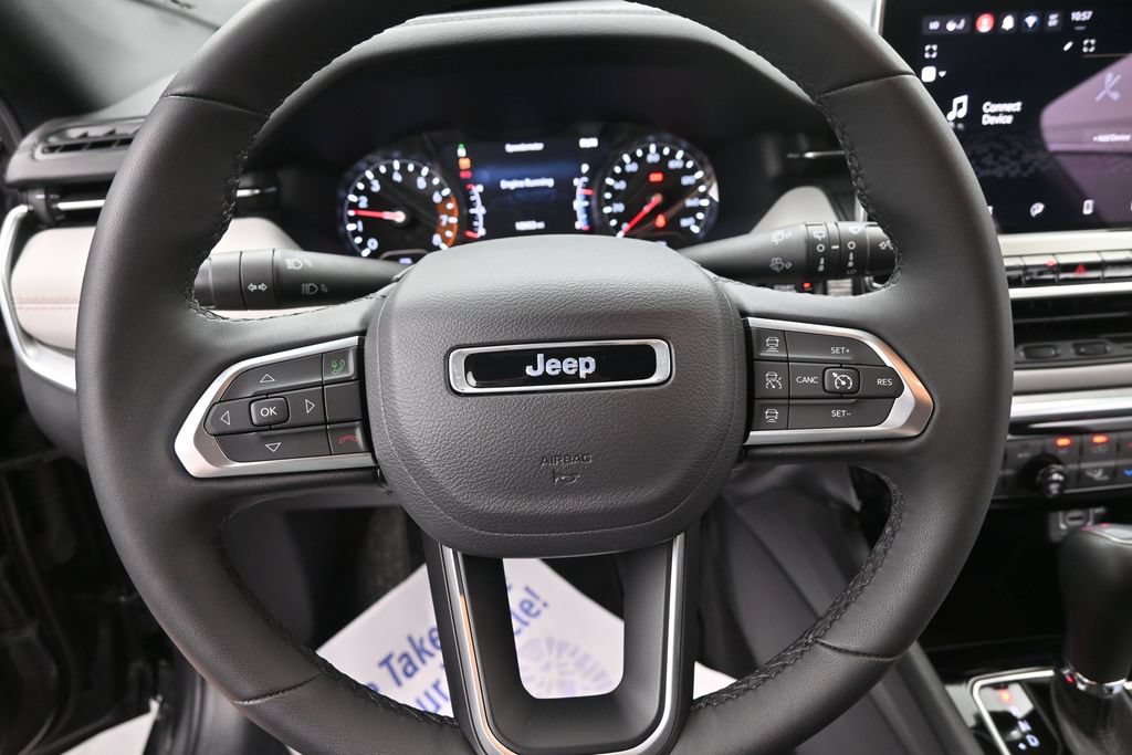 Used 2024 Jeep Compass Limited w/ Sun and Sound Group AWD/4WD image 29