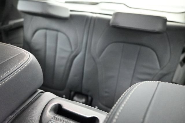 Used 2020 BMW X7 xDrive40i w/ Premium Package AWD/4WD image 21