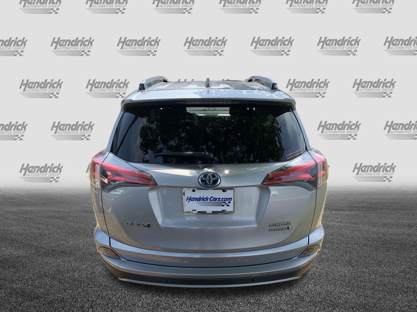 Used 2017 Toyota RAV4 Limited AWD/4WD image 9