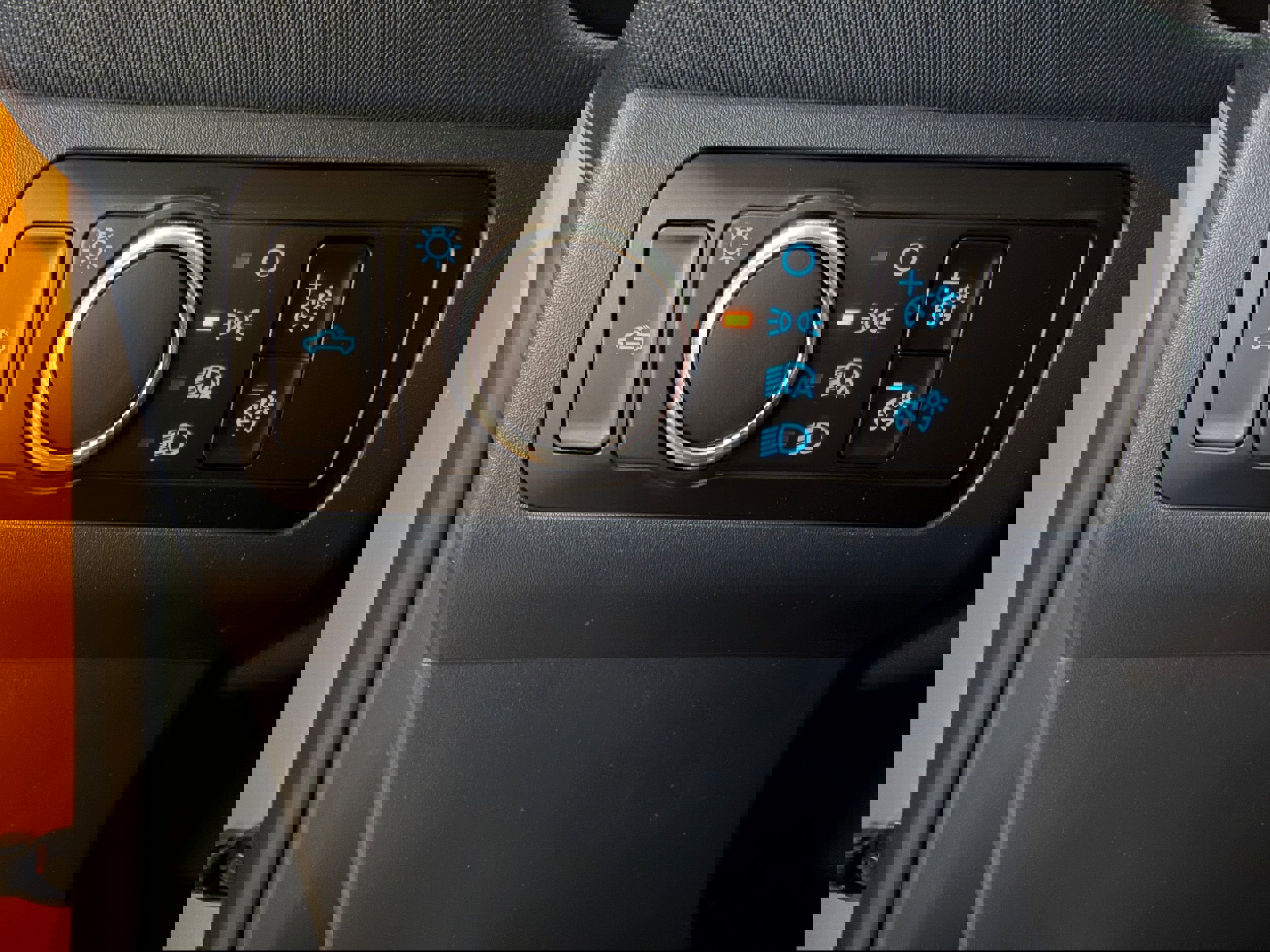 New 2026 Ford Maverick XLT w/ XLT Luxury Package image 13