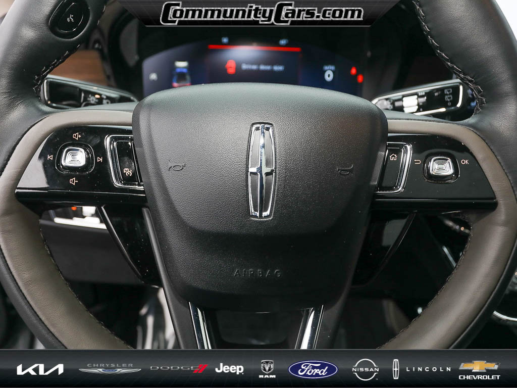 Certified 2023 Lincoln Corsair Reserve w/ Equipment Group 201A image 15