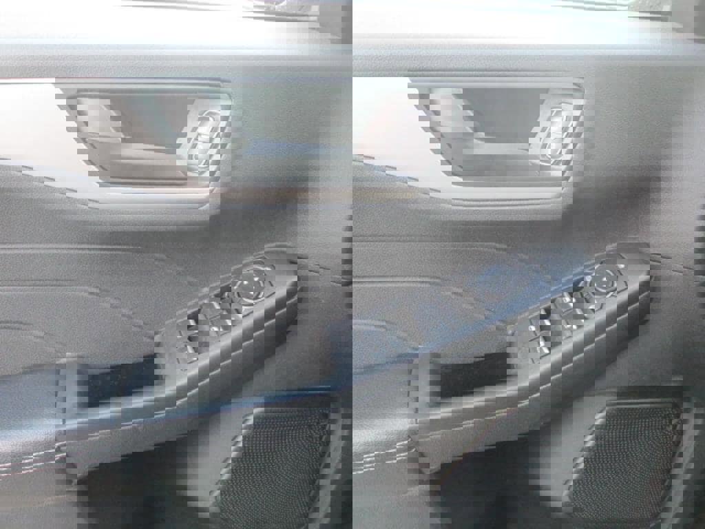 Used 2022 Ford Escape SE w/ Cold Weather Package image 19