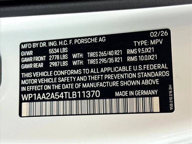 Used 2026 Porsche Macan AWD/4WD image 26