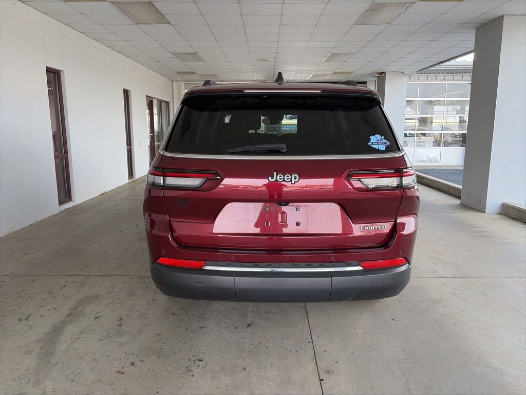 Certified 2024 Jeep Grand Cherokee L Limited w/ MOPAR Finishing Package image 9