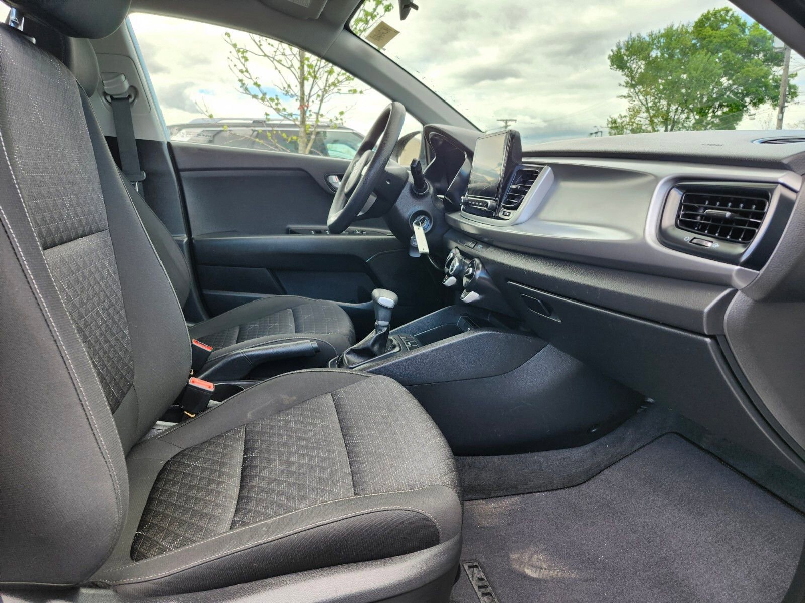 Used 2022 Kia Rio LX FWD image 10