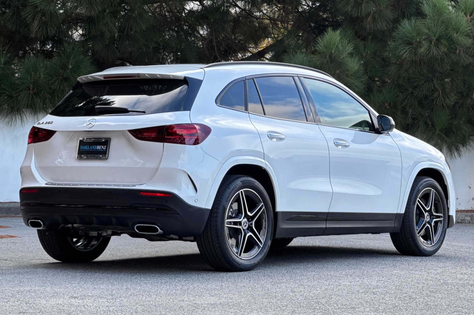 Used 2026 Mercedes-Benz GLA 250 image 4