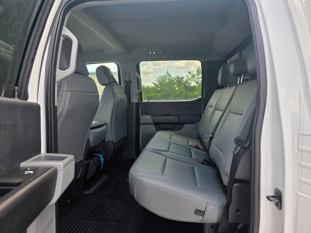 New 2026 Ford F550 4x4 Crew Cab image 26