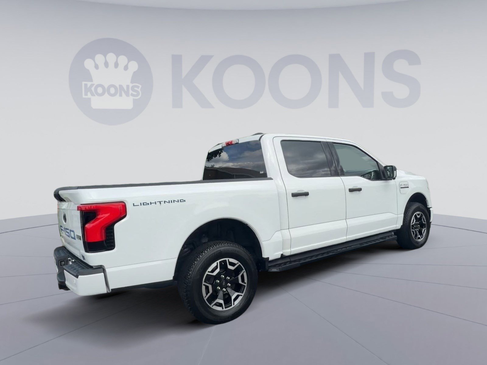 Used 2022 Ford F150 Lightning XLT w/ Tow Technology Package AWD/4WD image 8