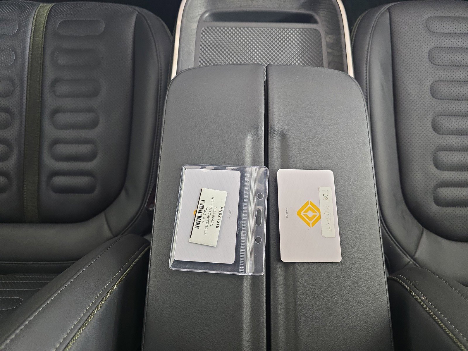 Used 2023 Rivian R1T Adventure image 29