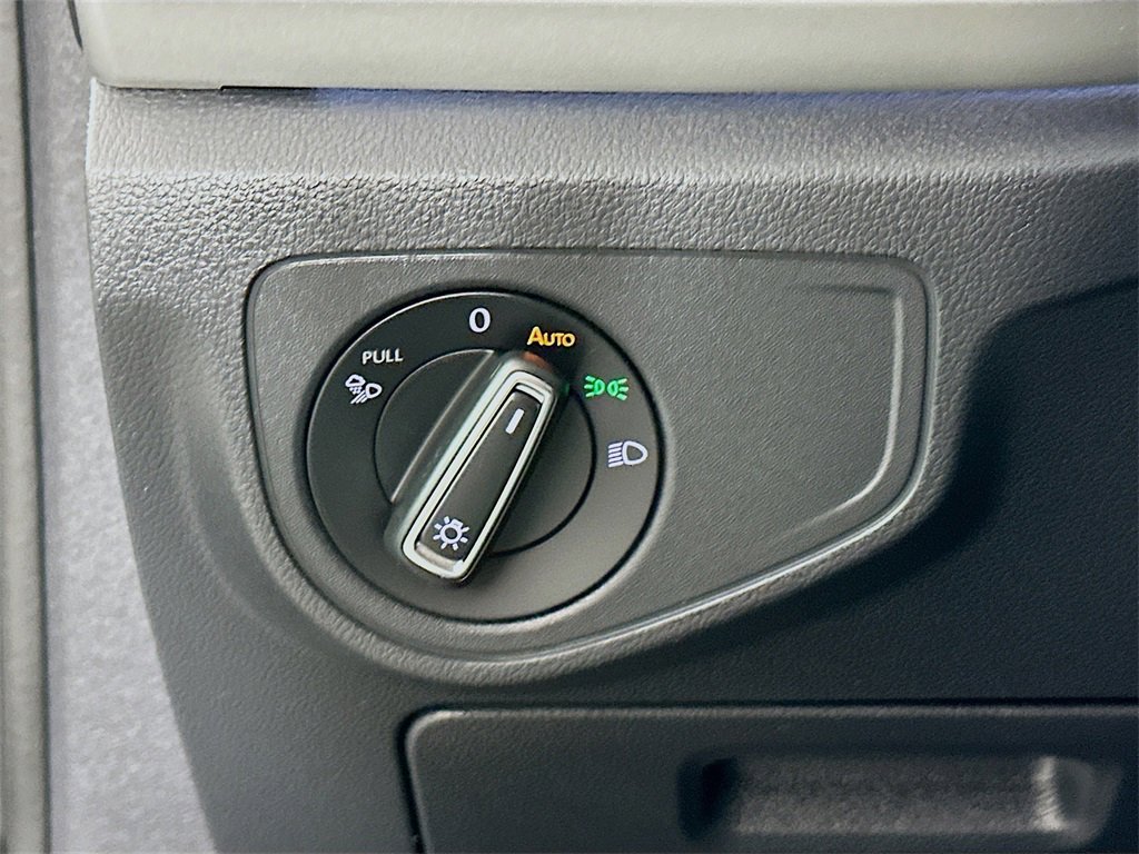 Used 2021 Volkswagen Atlas SEL Premium image 10