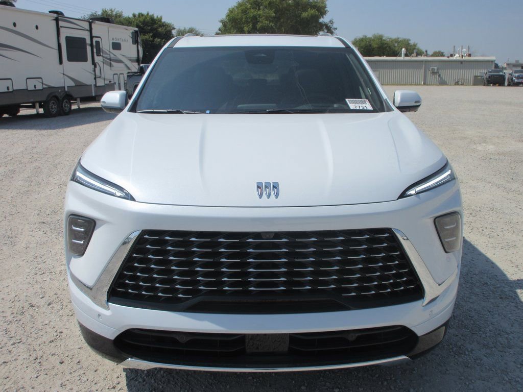 New 2026 Buick Enclave Avenir w/ Super Cruise Package image 11