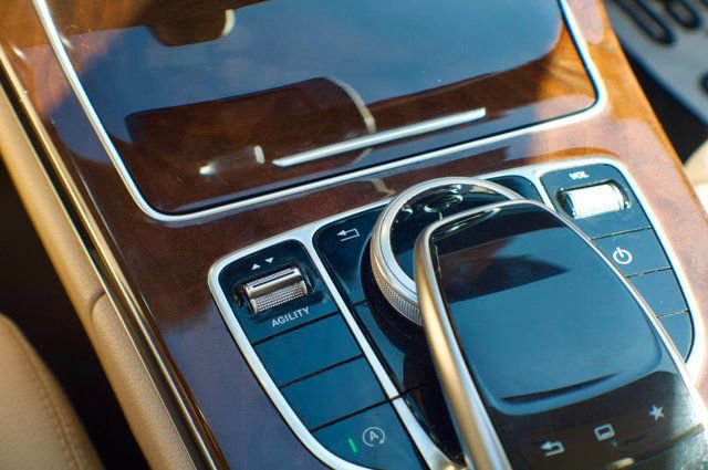 Used 2015 Mercedes-Benz C 300 4MATIC Sedan image 33