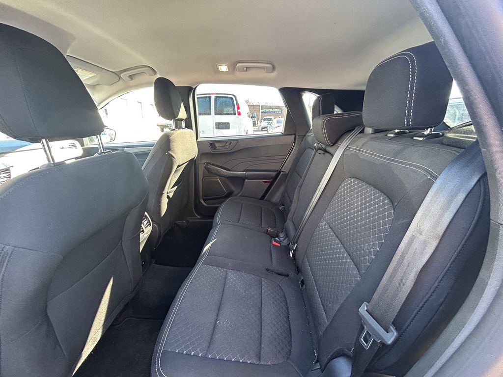 Used 2024 Ford Escape Active image 25