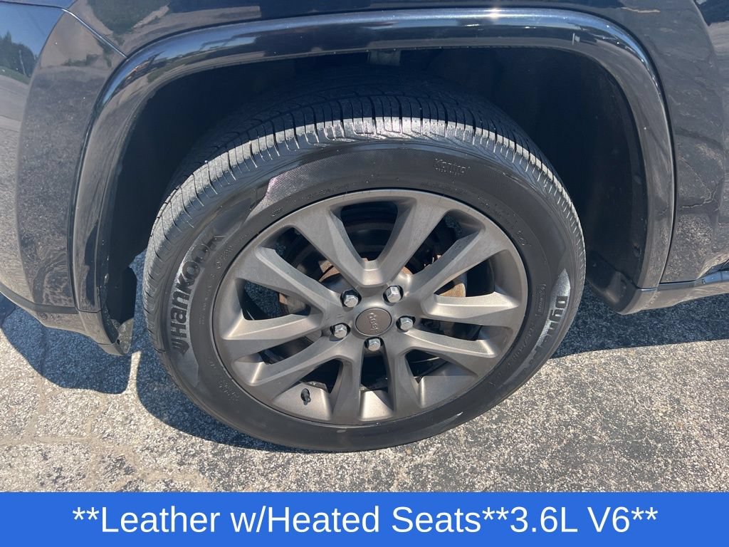 Used 2017 Jeep Grand Cherokee Limited 75th Anniversary AWD/4WD image 32