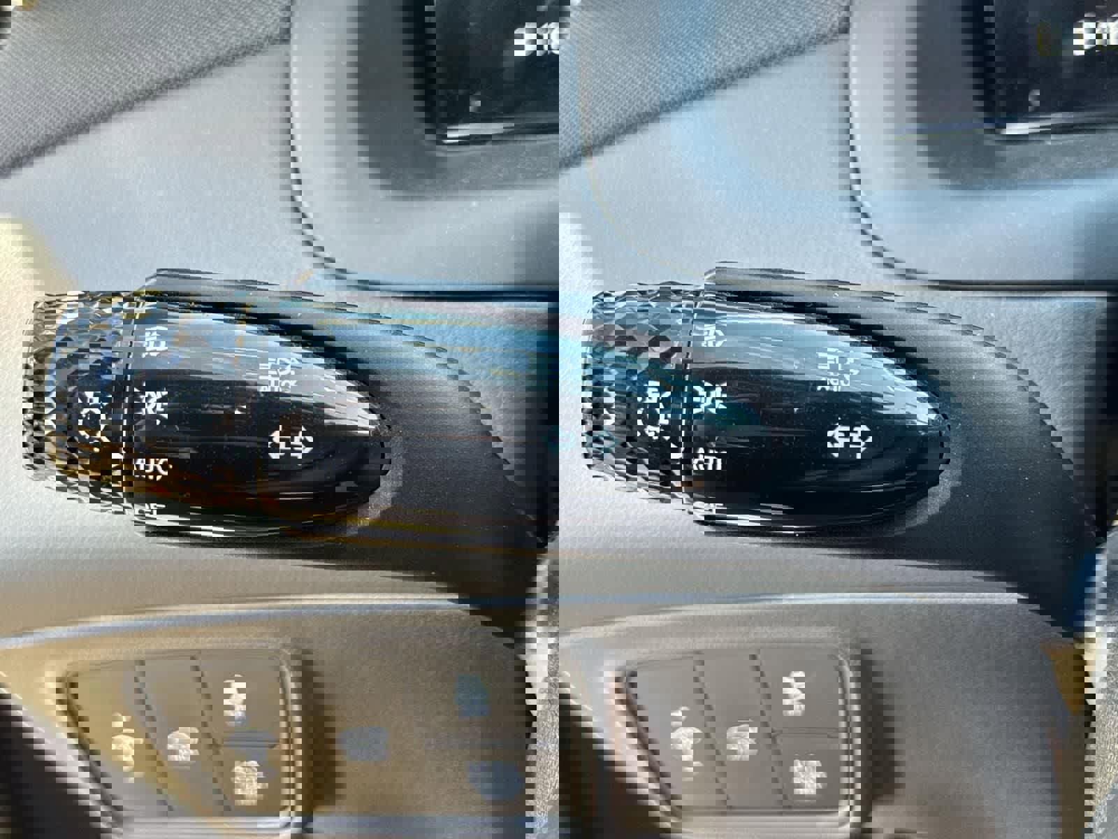 Used 2022 Hyundai Tucson SEL image 25