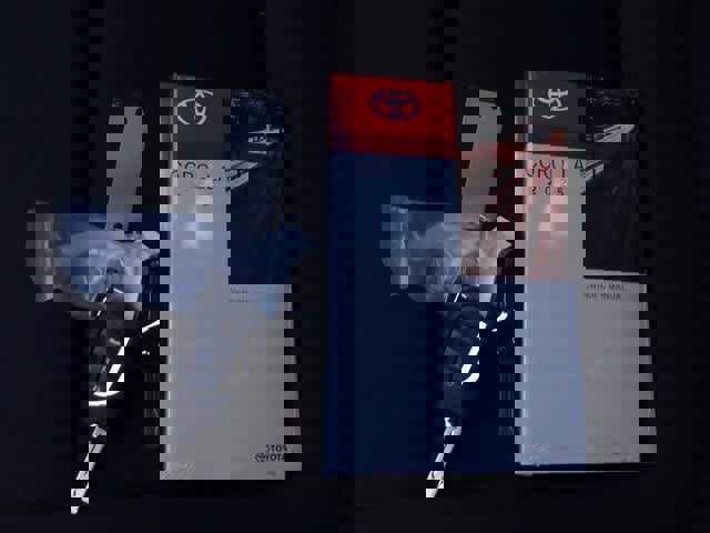 Certified 2025 Toyota Corolla LE image 24