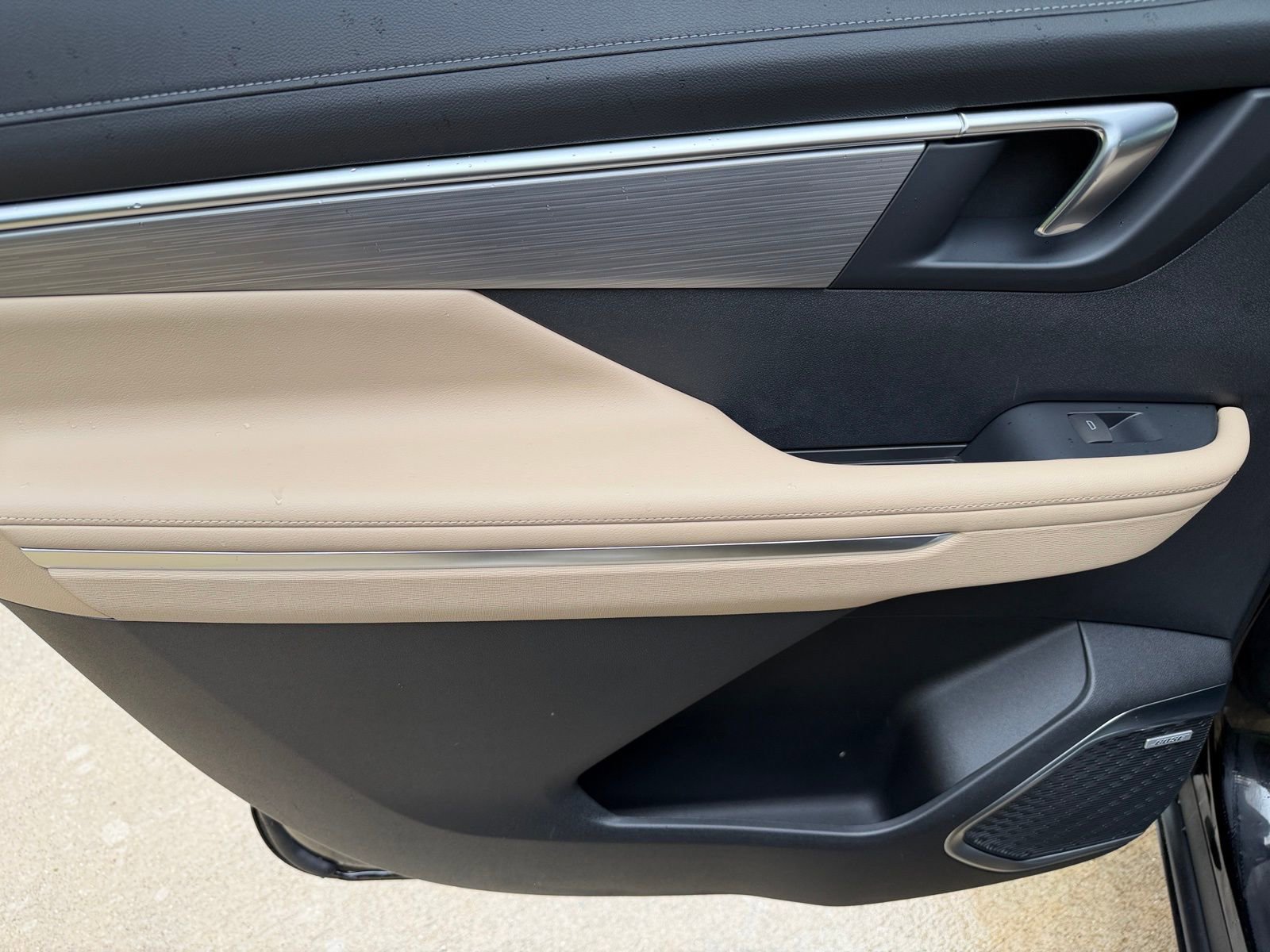 Used 2025 Buick Enclave Preferred w/ Power Package image 22