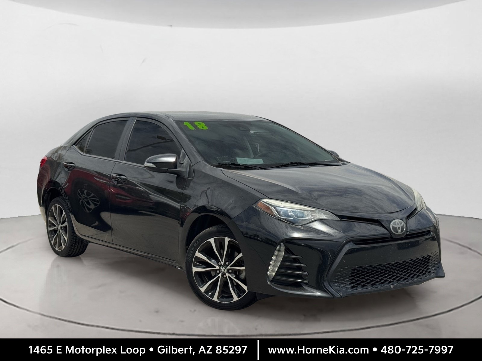Used 2018 Toyota Corolla SE w/ Carpet Mat Package (TMS) FWD image 1
