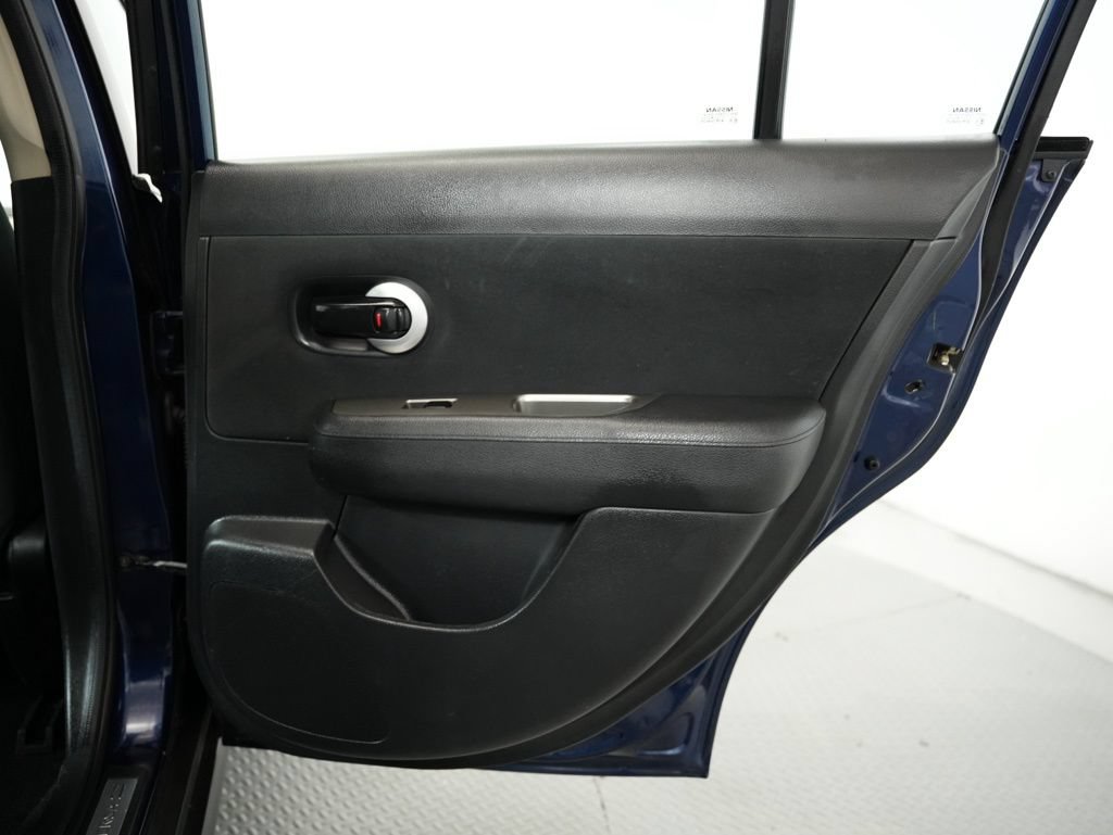 Used 2012 Nissan Versa 1.8 S FWD image 28