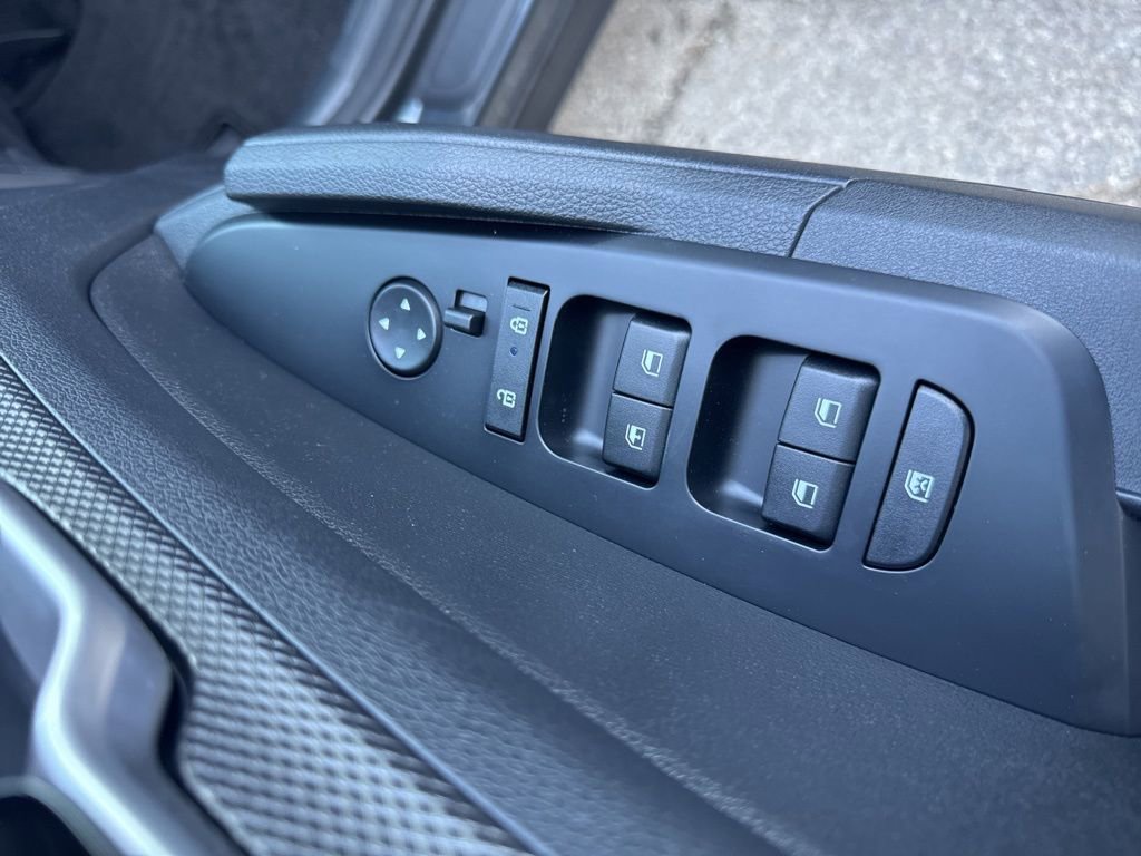 Certified 2025 Kia Sportage LX image 21