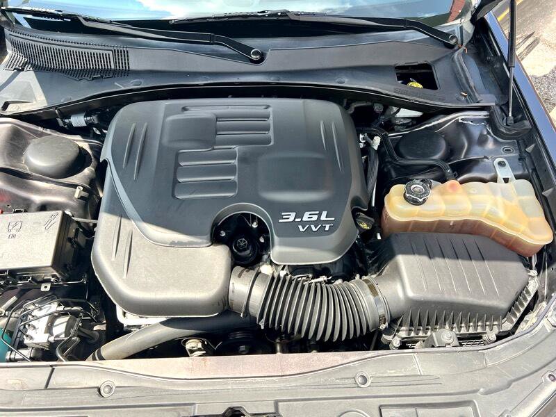 Used 2021 Chrysler 300 S image 24