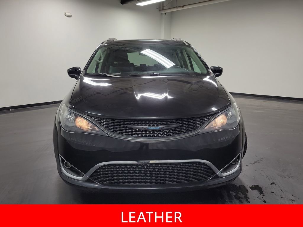 Used 2021 Chrysler Voyager Lxi image 3