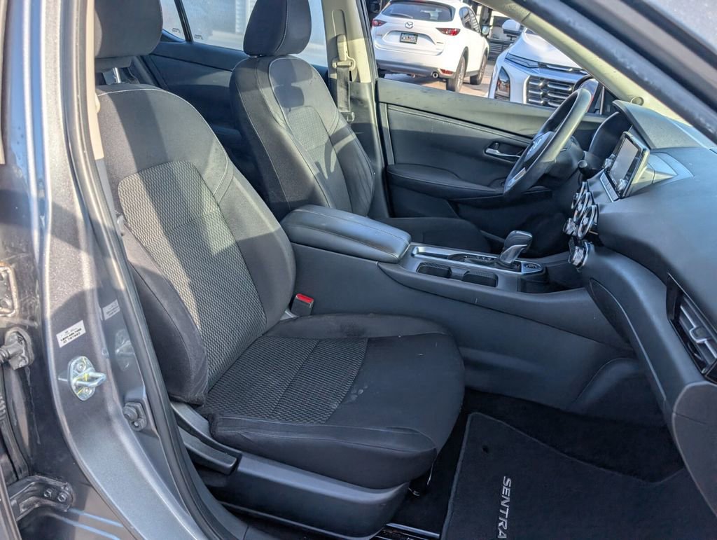 Used 2020 Nissan Sentra S image 18