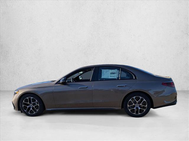Used 2025 Mercedes-Benz E 450 4MATIC Sedan image 5