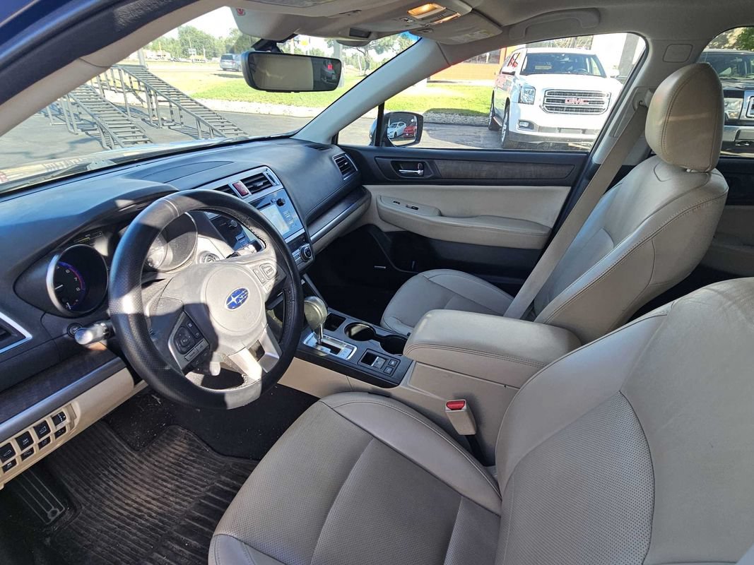 Used 2017 Subaru Outback 2.5i Limited AWD/4WD image 13