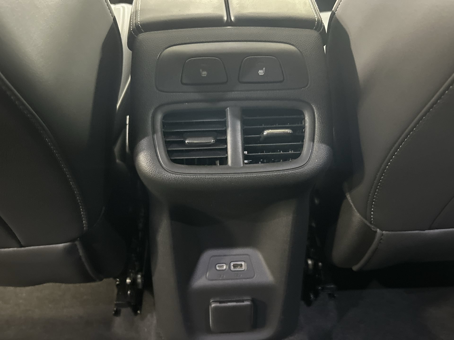 Certified 2023 Buick Envision Avenir AWD/4WD image 23