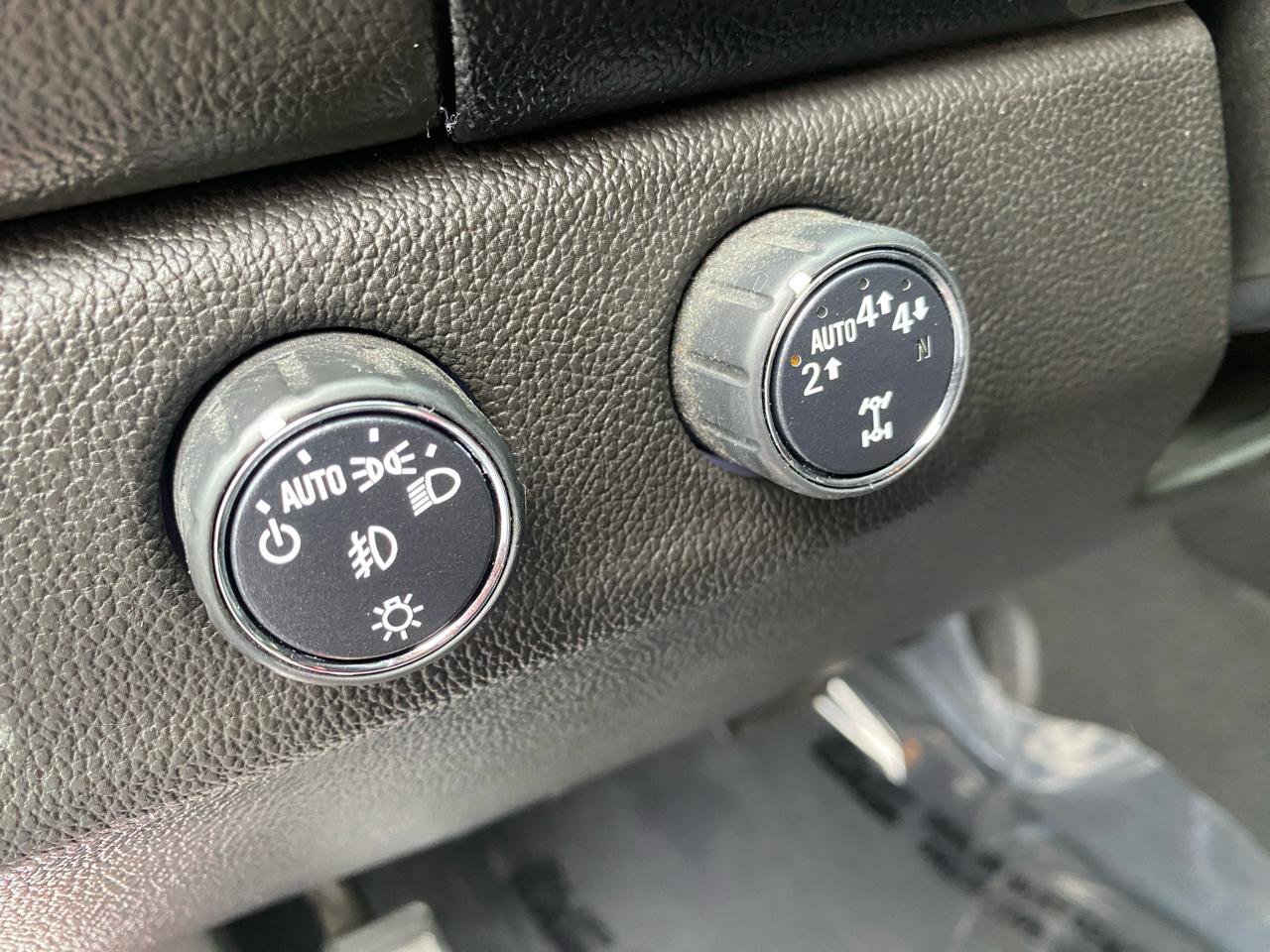 Used 2019 GMC Canyon Denali image 14